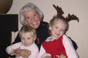 031221_kids.w.gram_125.jpg